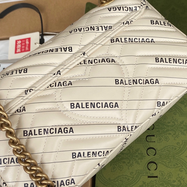 グッチバッグ着用イメージ